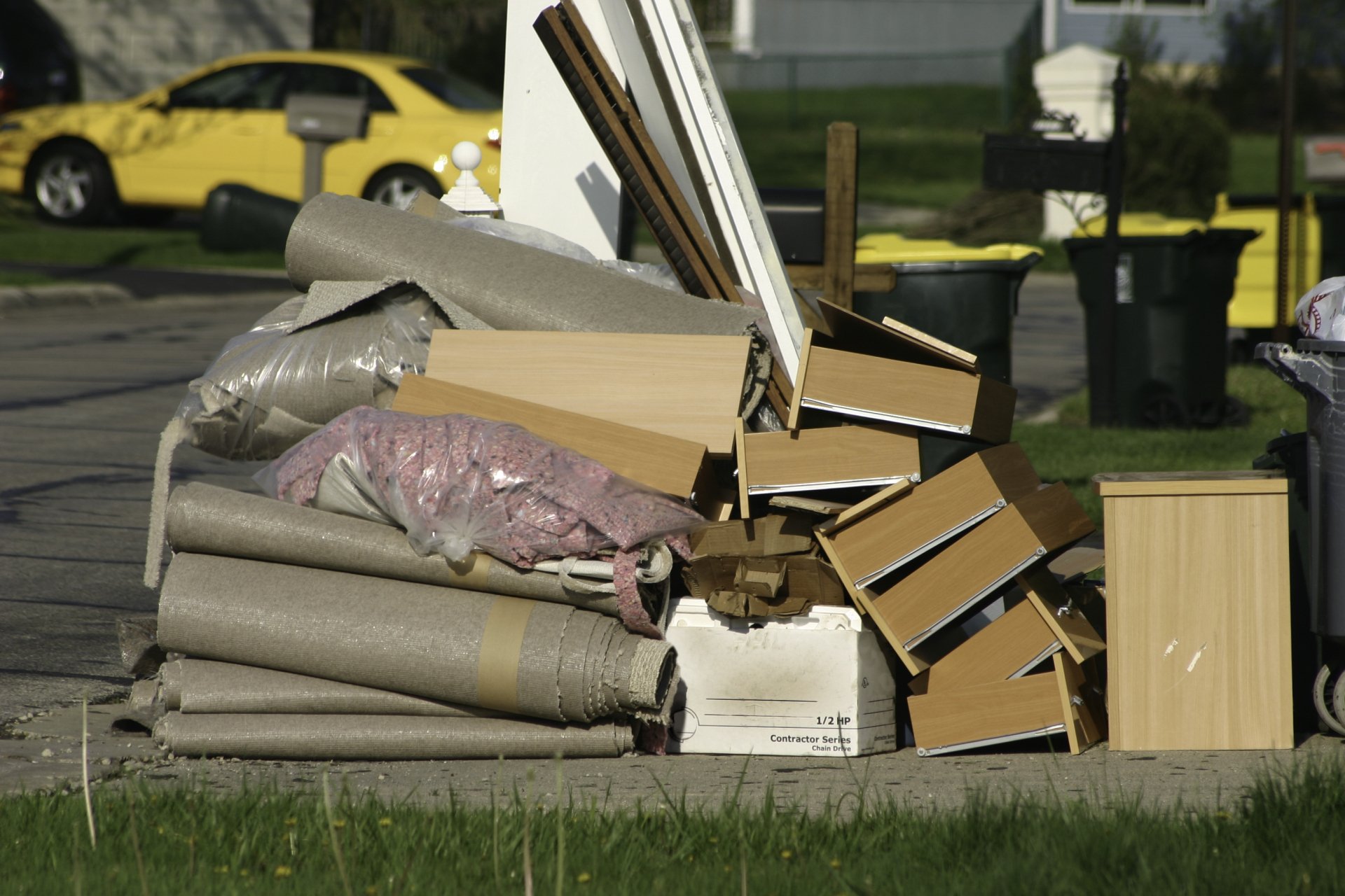 What Do Junk Hauling Companies Start With?