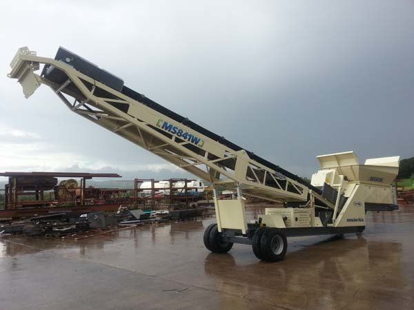 beige wheel conveyor