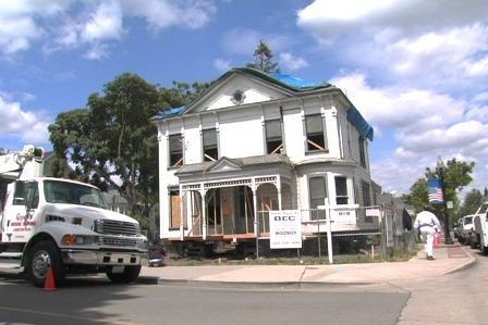 White House Raising – Antioch, CA – Rogers House Moving