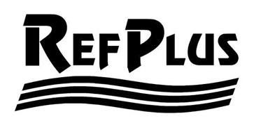Logo de RefPlus avec texte noir et trois lignes ondulées en dessous.