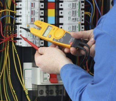 impianti elettrici edilizia civile, collaudi impianti elettrici, impianti civili e industriali