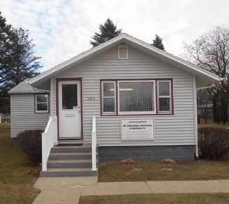 Orthodontist Oelwein — Oelwein Location in Waterloo, IA Orthodontist Oelwein — Oelwein Location in Waterloo, IA