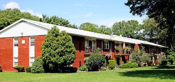 Lake Katrine Apartments exterior