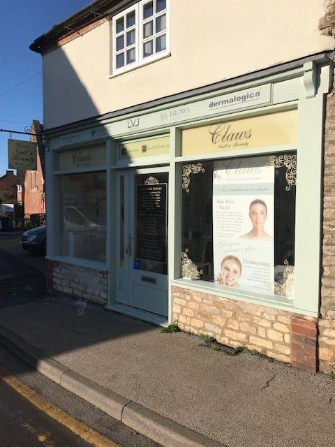 Beauty Salon in Southam