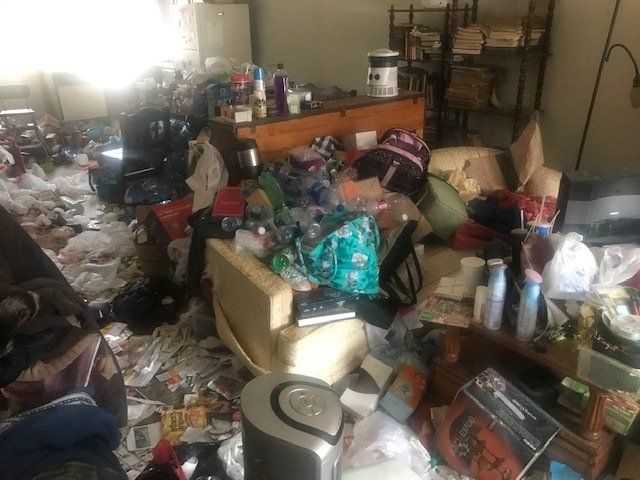 hoarder clean out job hoarder clean out springfield mo