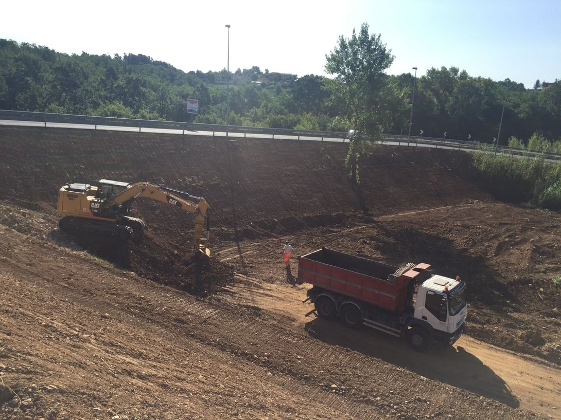 opera di movimentazione terra