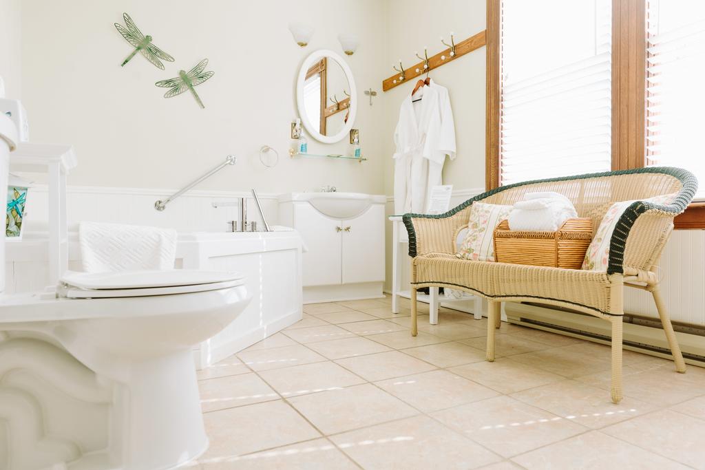 lunenburg accommodations dragon fly bathroom angle 4