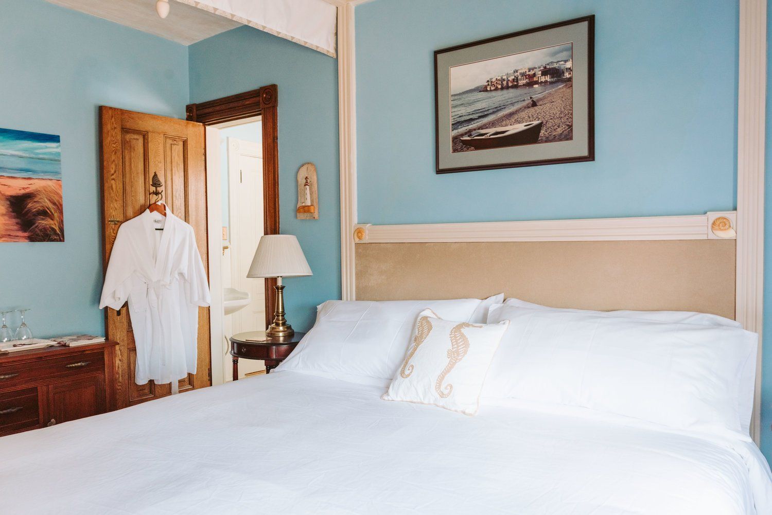lunenburg accommodations periwinkle bed angle 2