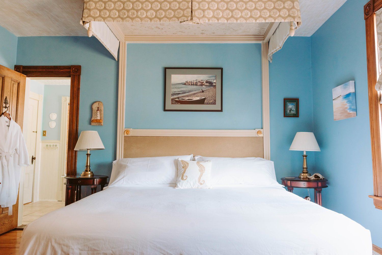 lunenburg accommodations periwinkle bed angle 3