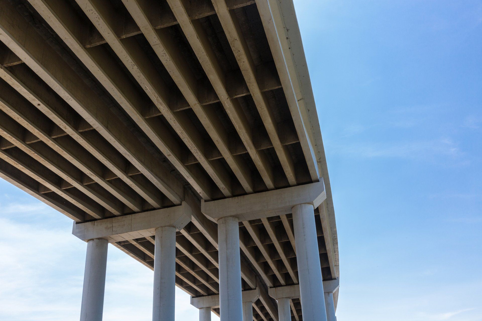 Tall Expressway Viaduct — Chicagoland, IL — Welsch Ready Mix, Inc.