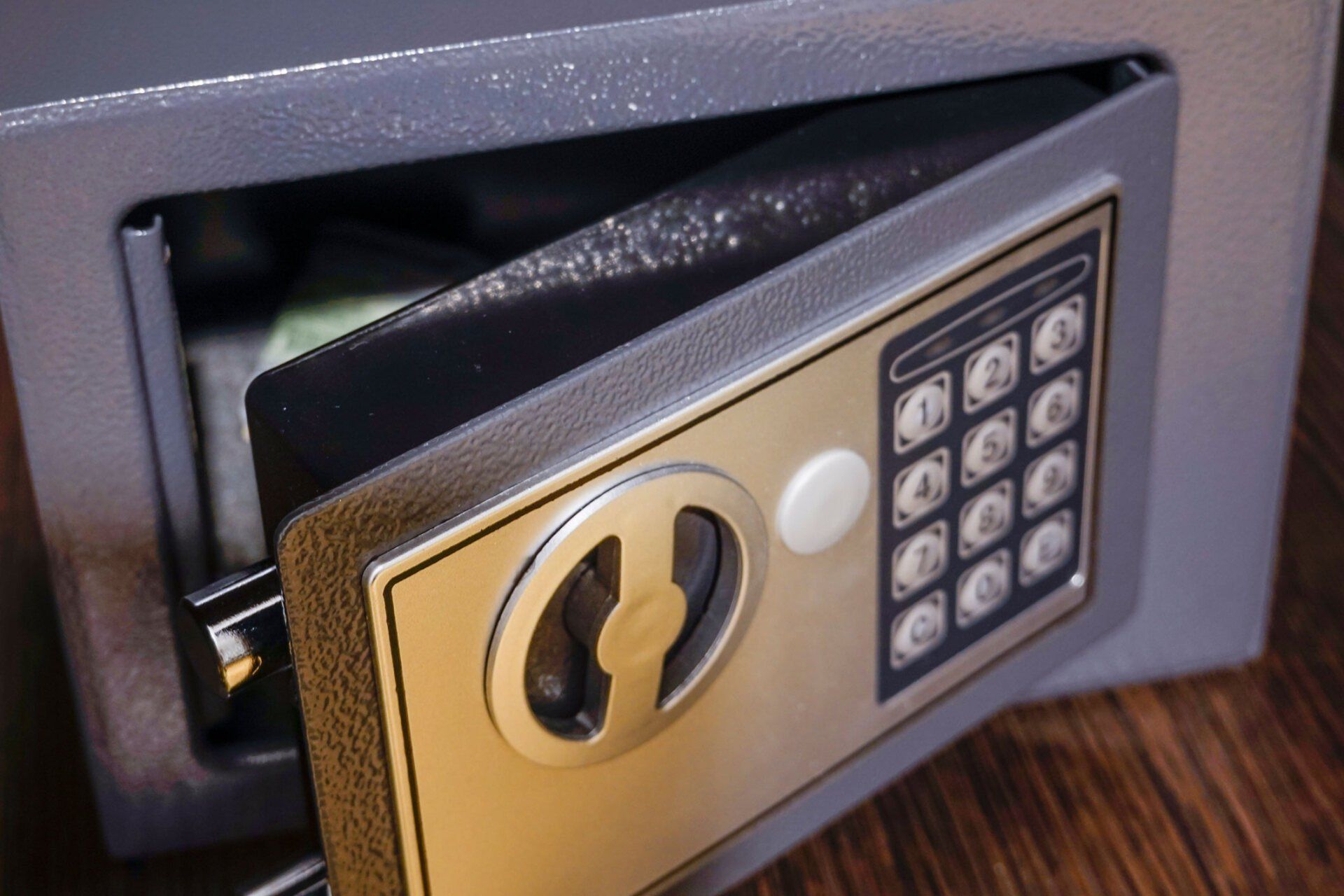 Open Safe — Oakwood, GA — Ace Lock & Safe Security