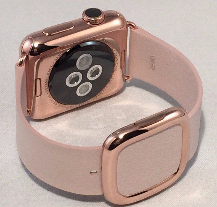 Rose Gold plated Apple Watch the time preserve