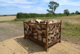 wood-chipping-northamptonshire-oxfordshire-leicestershire-warwickshire-maurice-fitch-tree-works-tree-grinding