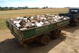 wood-chipping-northamptonshire-oxfordshire-leicestershire-warwickshire-maurice-fitch-tree-works-tree-grinding wood-chipping-northamptonshire-oxfordshire-leicestershire-warwickshire-maurice-fitch-tree-works-tree-grinding