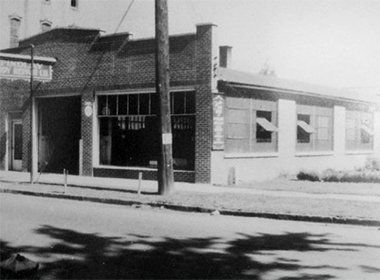 Old Picture of the Company — Findlay, OH — Findlay Body Repair Co. LTD Old Picture of the Company — Findlay, OH — Findlay Body Repair Co. LTD