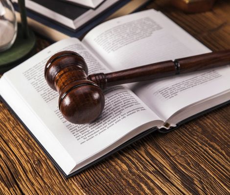 Court Document — Law Book and Gavel in Lakeland, FL
