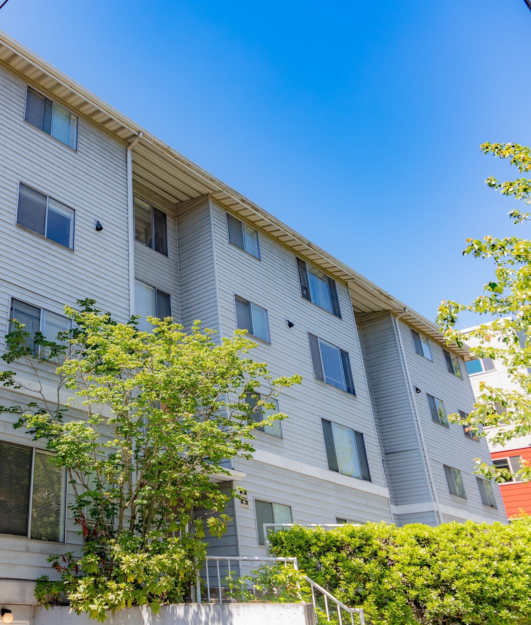 SHANNON APARTMENTS