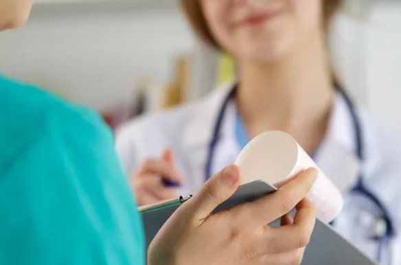 Esami del sangue per impiegati di azienda