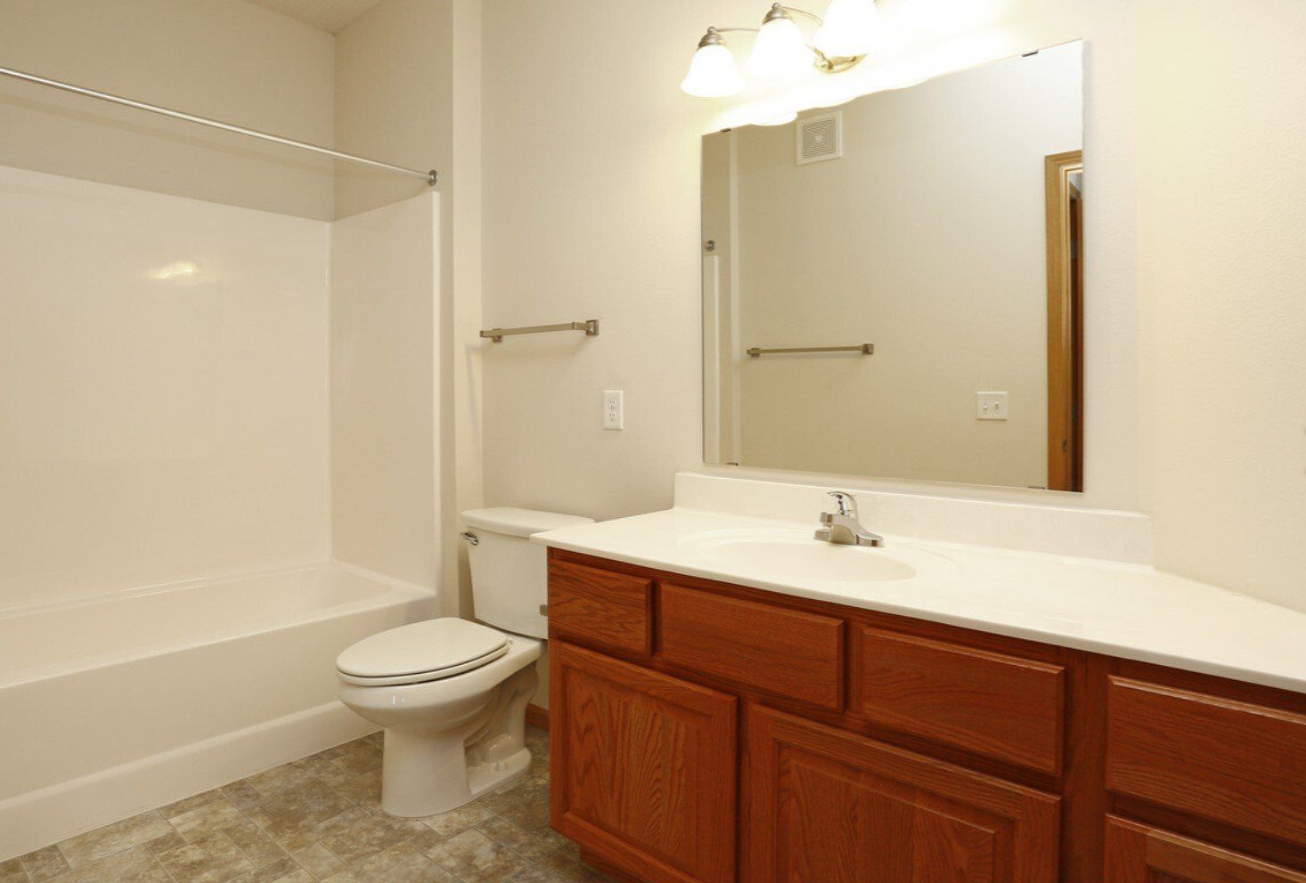Edgewater Bathroom