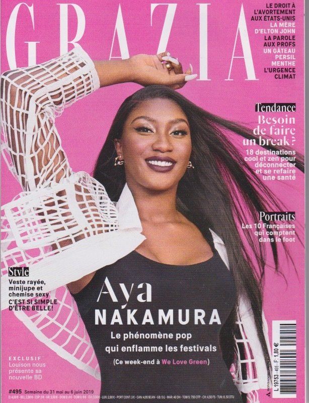Une femme est sur la couverture d'un magazine appelé grazia