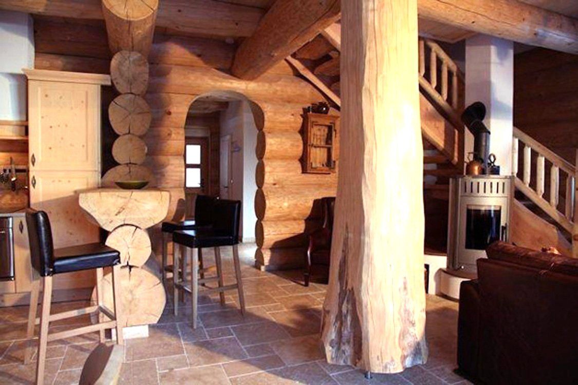 Golden Eagle Livingroom
