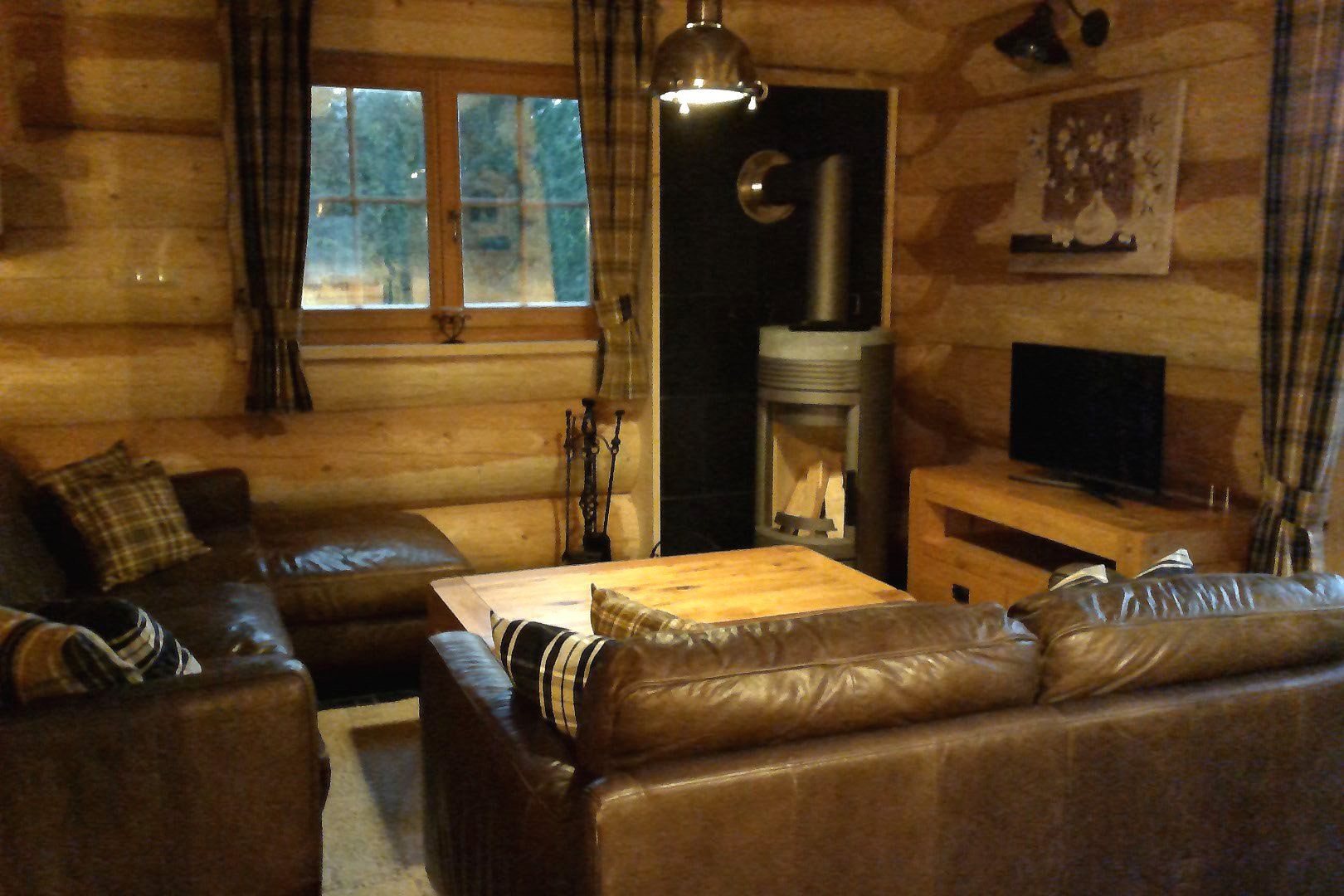 Sleepy Bear Livingroom