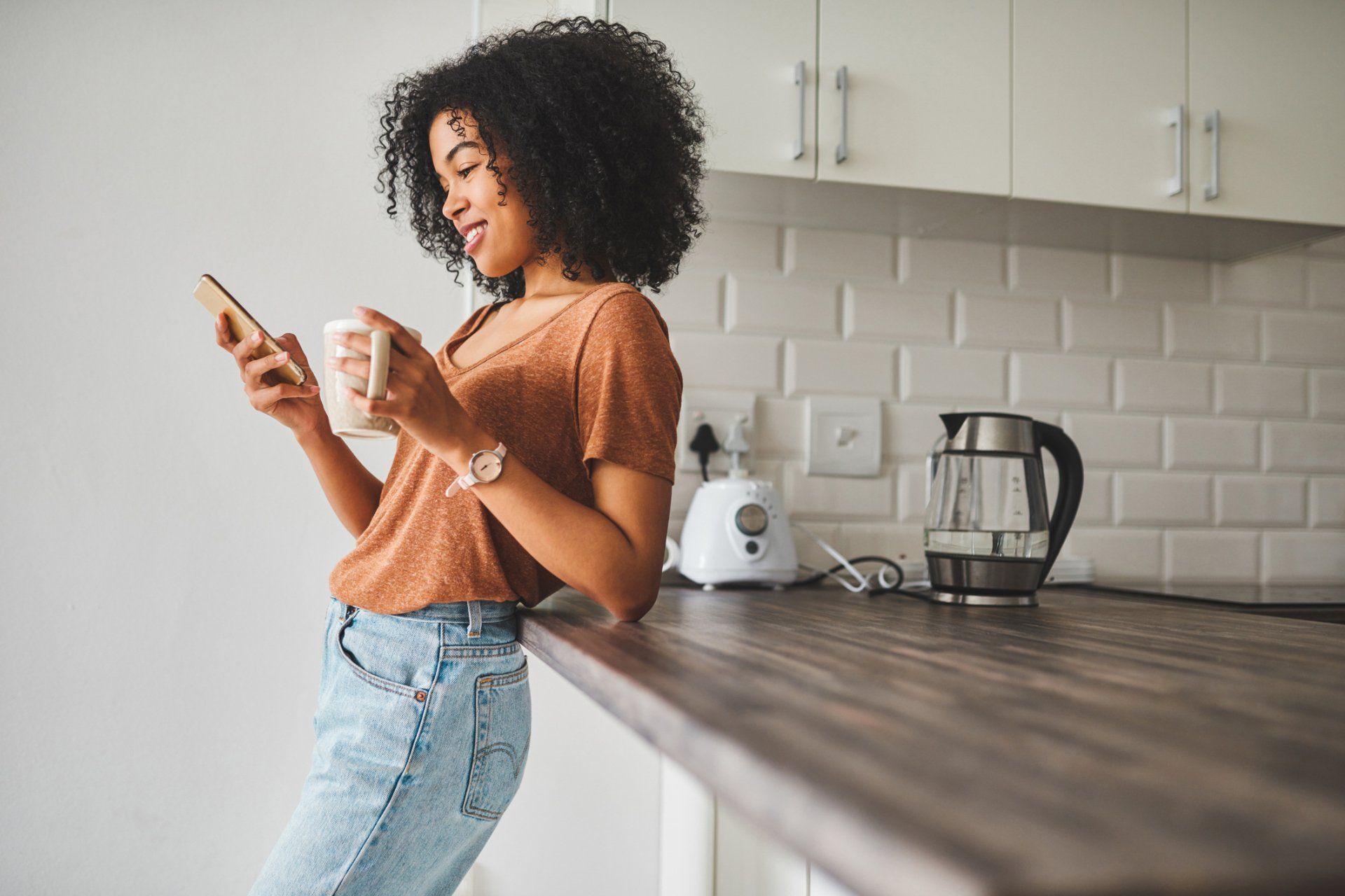 women on phone