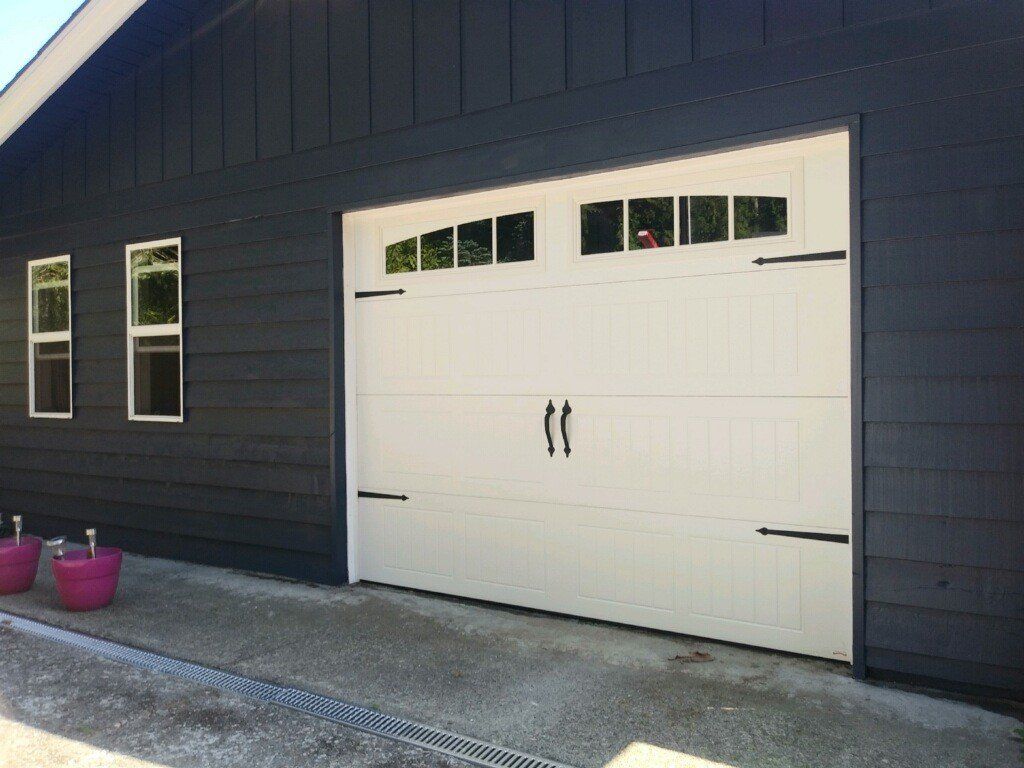 9x7 199 White Garage Door — Everett, WA — Overhead Doors Everett