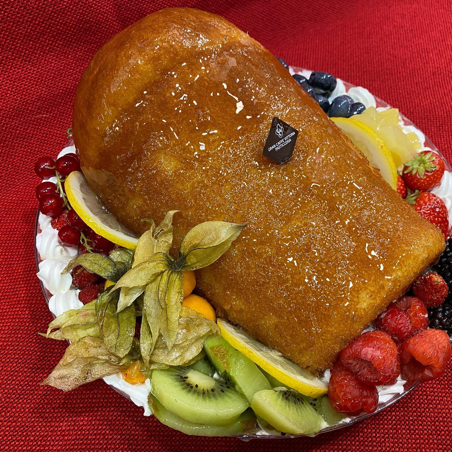maxi babà con frutta