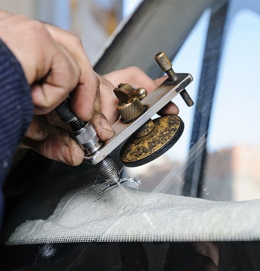 Windshield Repair — Repair Cracked Windshield in Richmond, CA Windshield Repair — Repair Cracked Windshield in Richmond, CA