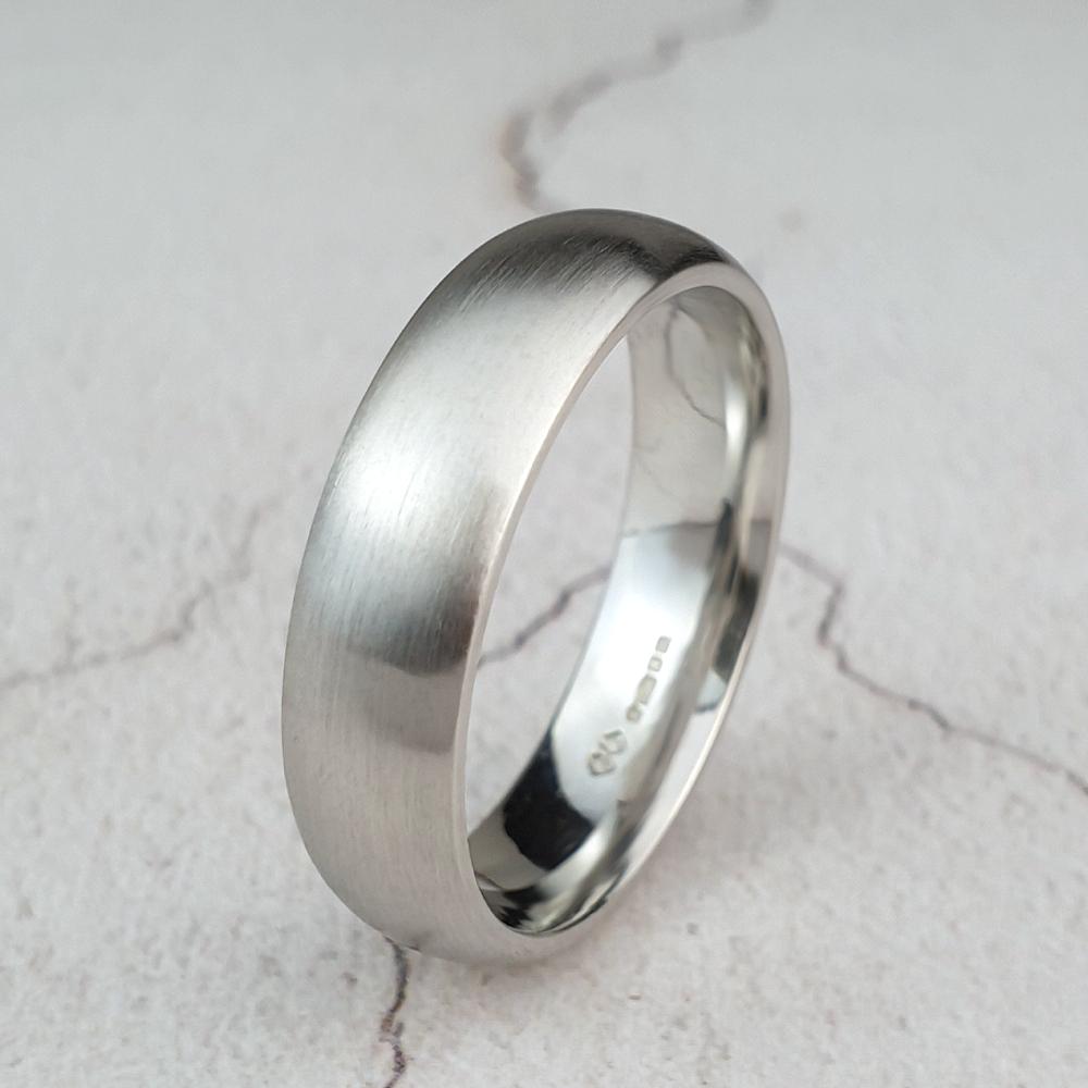 Platinum court ring with matte finish