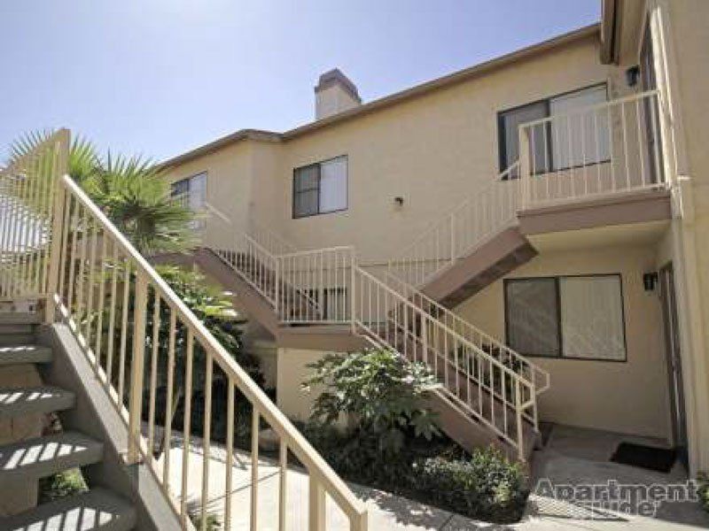 Fallbrook Hills Apartments