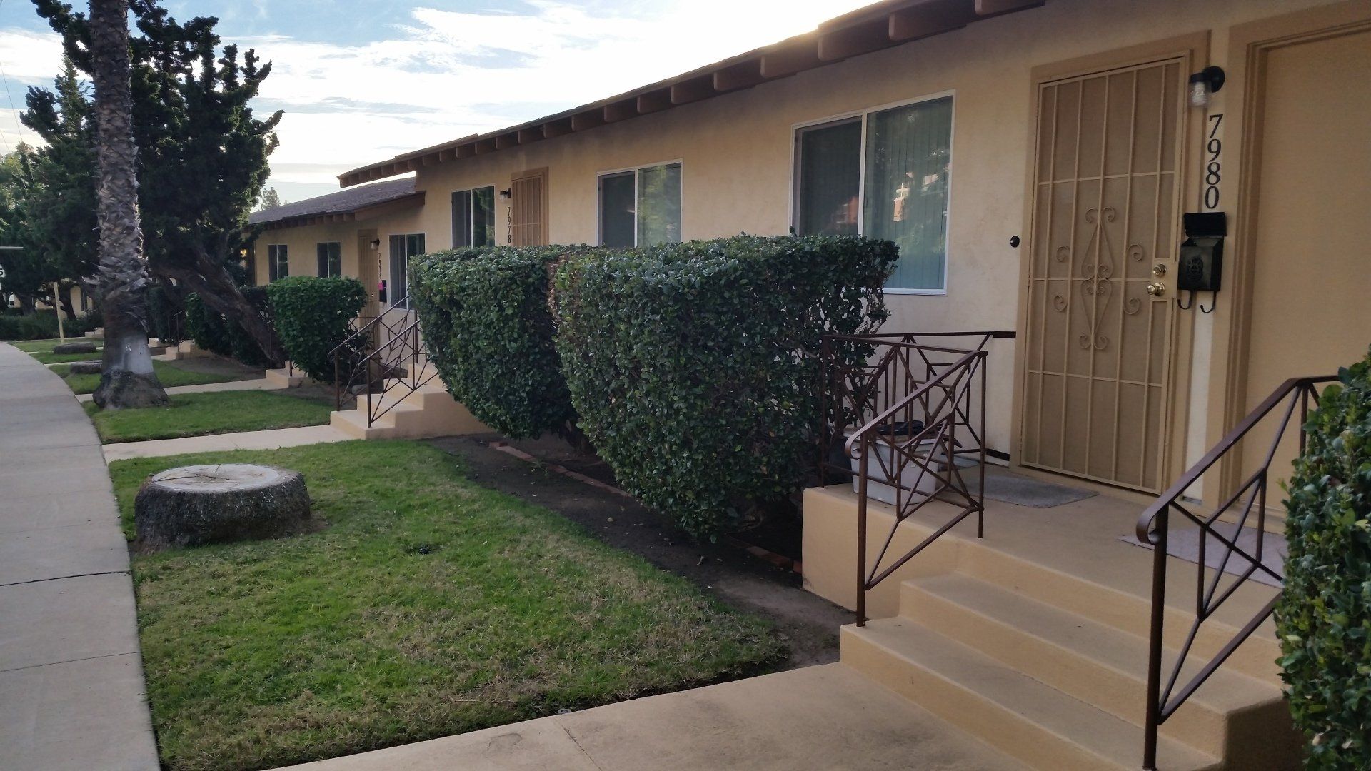 Lemon Normal Gardens Apartments
