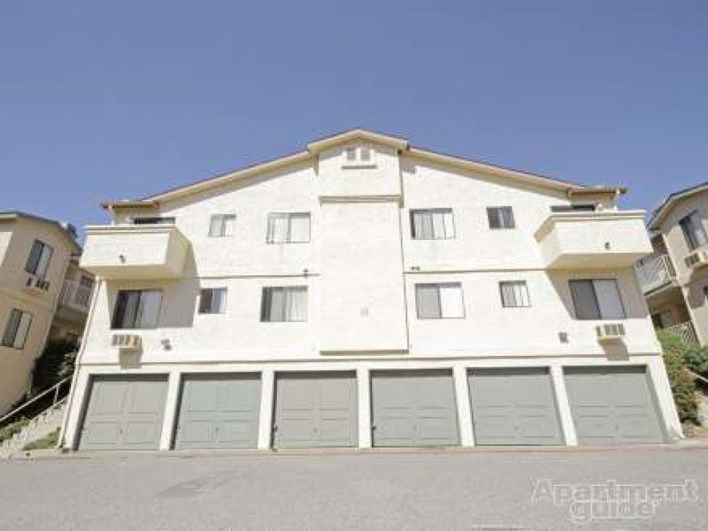Fallbrook Hills Apartments