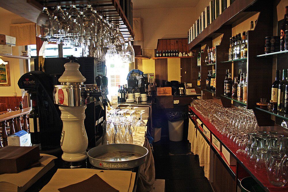 restaurant bar counter