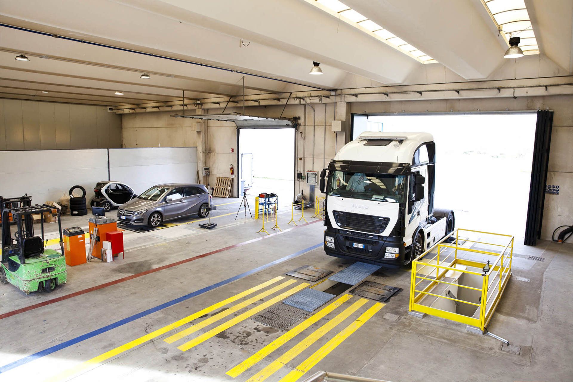 Revisione Truck