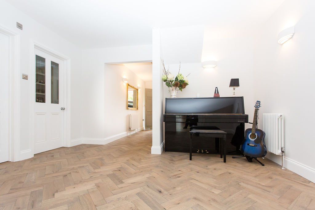 Cookham piano music room