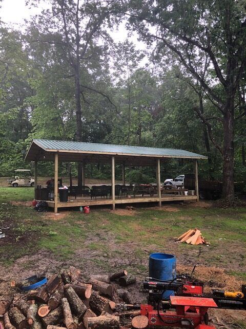 Small Open-style Shelters ─ Canton, North Carolina ─ Shane Willis Construction