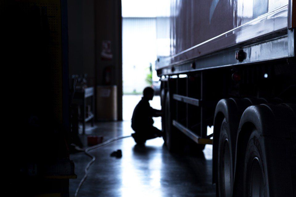 autofficina per i mezzi pesanti