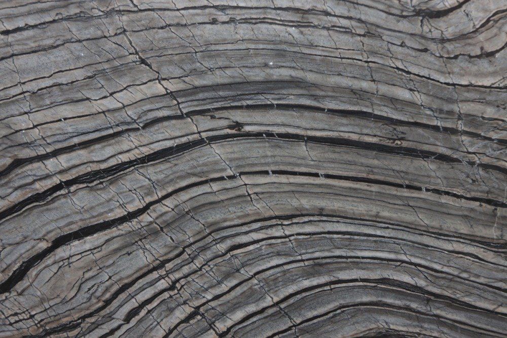 marmo con striature concentriche