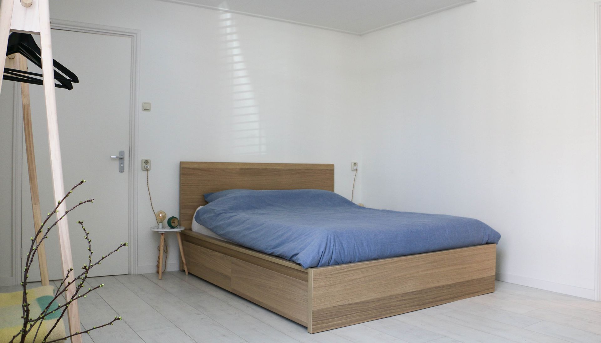 Sfeervolle kamer van Nij Bonga in Holwert met comfortabele inrichting voor een ontspannen verblijf