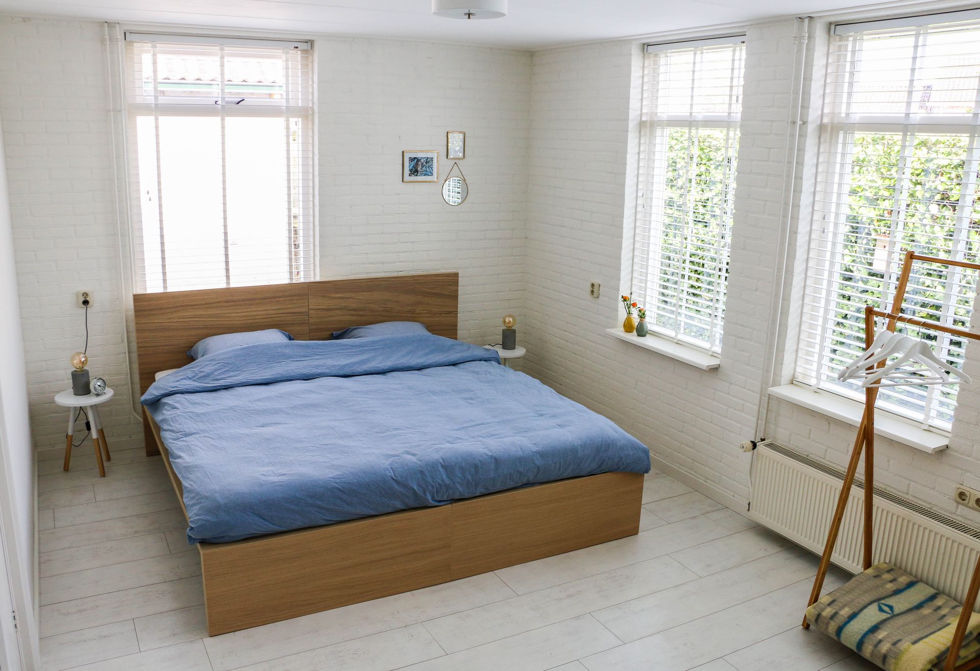 Sfeervolle kamer van Nij Bonga in Holwert met comfortabele inrichting voor een ontspannen verblijf