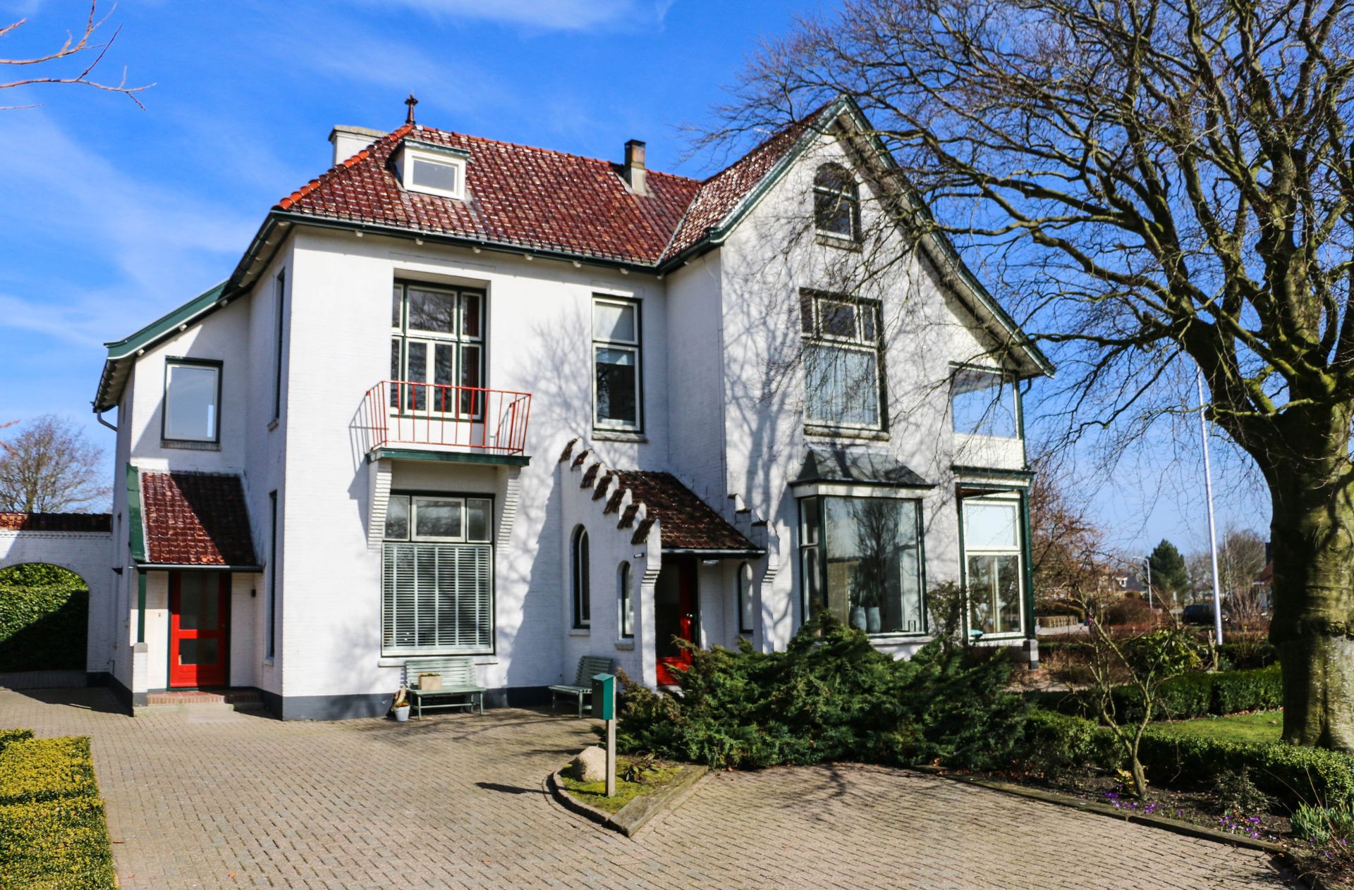 Het sfeervolle Logement Nij Bonga in Holwert, dichtbij de Waddenzee en Ameland