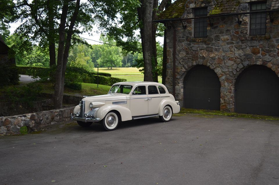 vintage cars for a wedding in little rock