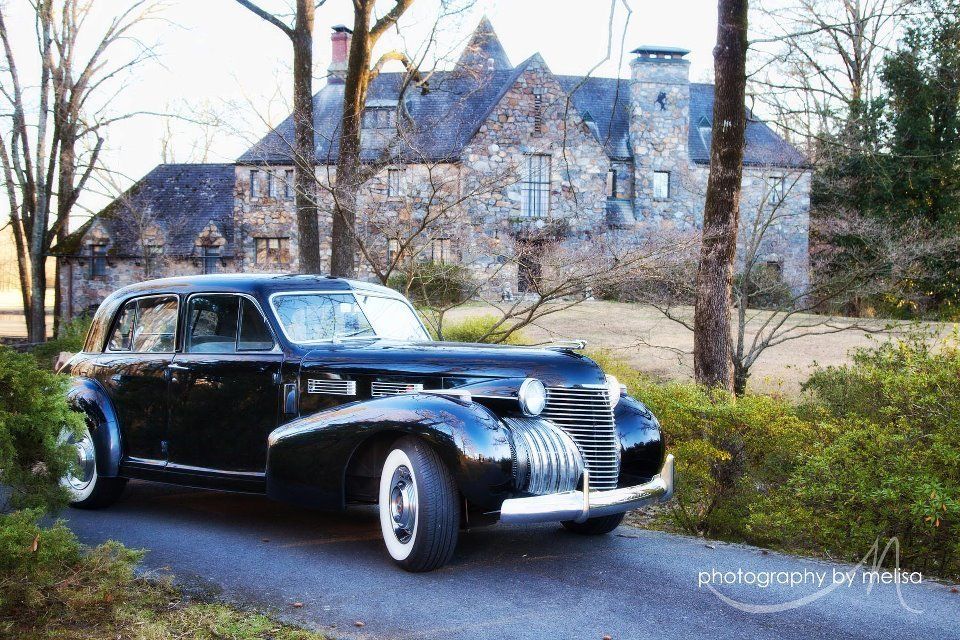 vintage car for a wedding in arkansas