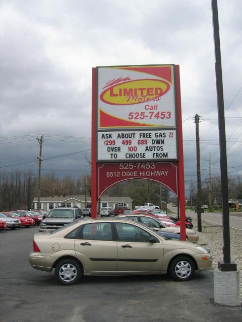 Pole mounted sign board