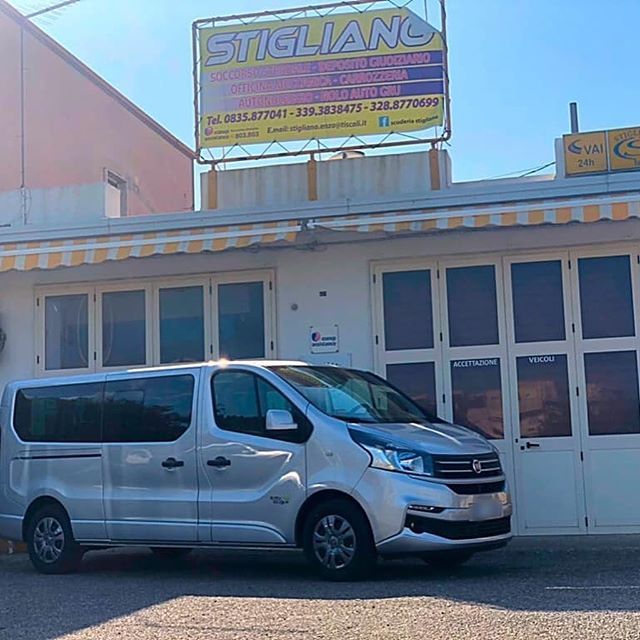 chiavi di un'automobile a noleggio