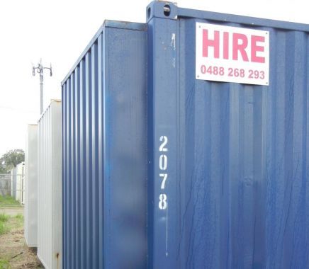 blue and white containers