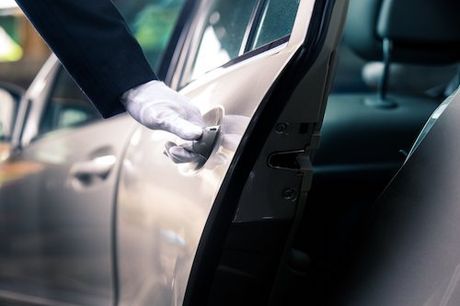 car and limo service in Olathe KS, Kansas City and Overland Park limo service Olathe KS