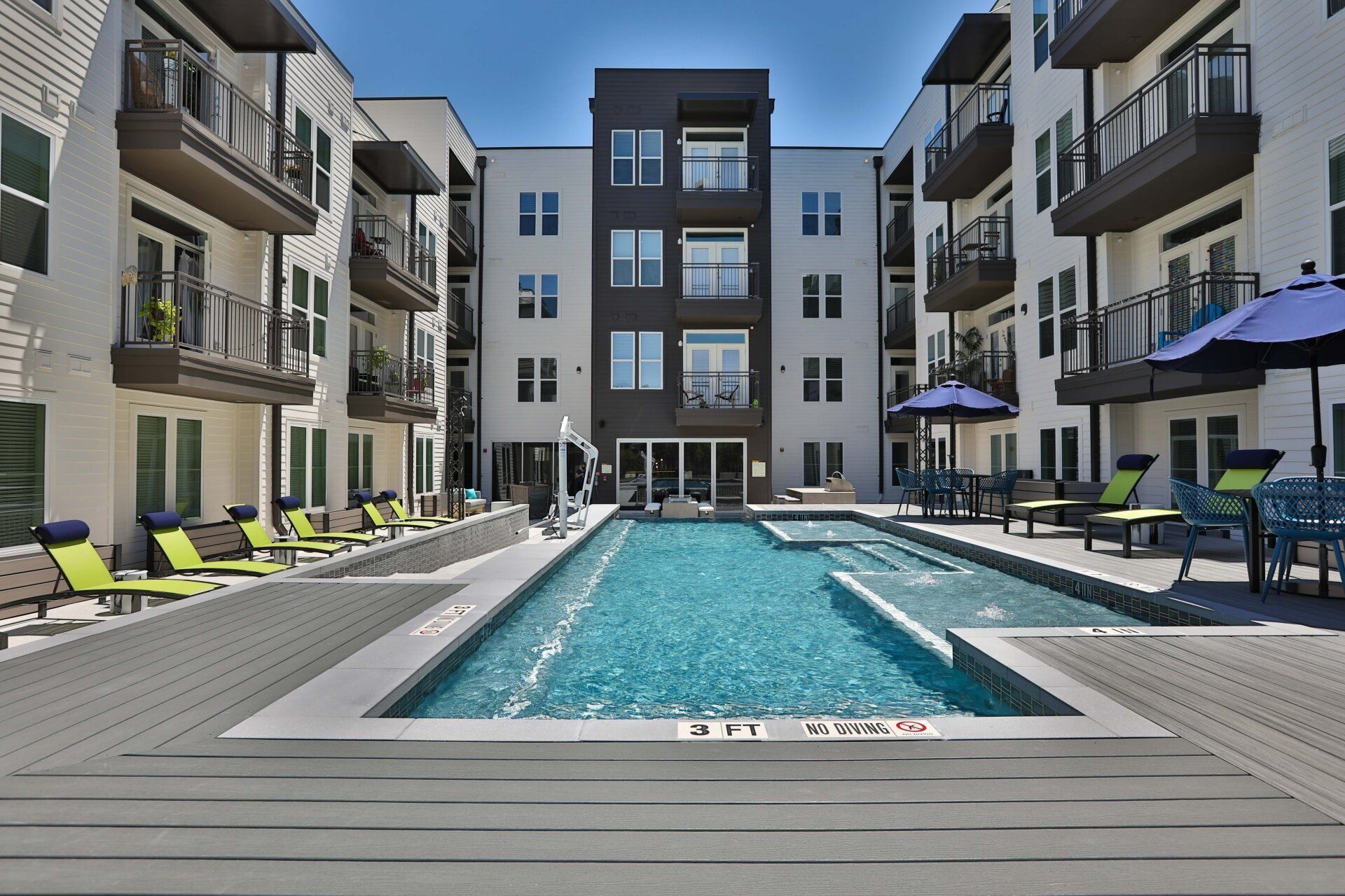 Vacant Units and link to vacancy feed